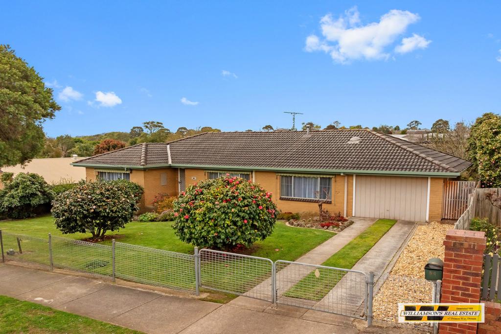 34 Hopetoun Rd, Drouin, VIC 3818