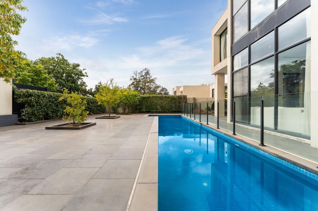 35 Main Dr, Kew, VIC 3101