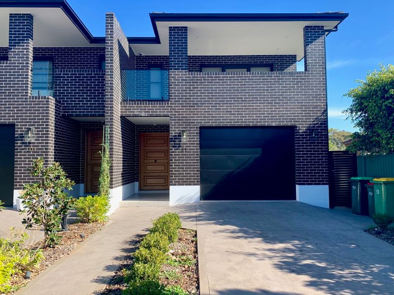 31 Pomona St, Greenacre, NSW 2190