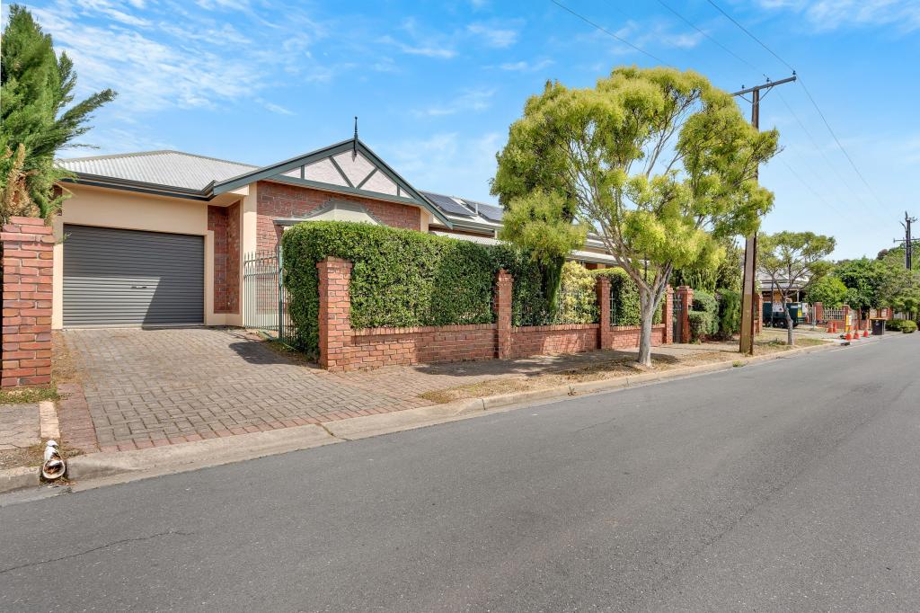 11 LOSSIE ST, KENSINGTON PARK, SA 5068