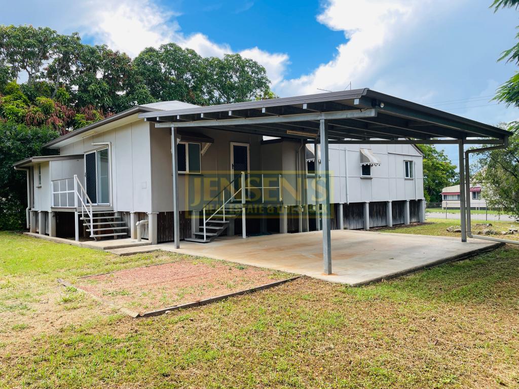 28 Park St, Charters Towers City, QLD 4820