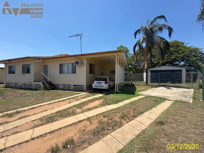18 Bottletree Ave, Blackwater, QLD 4717