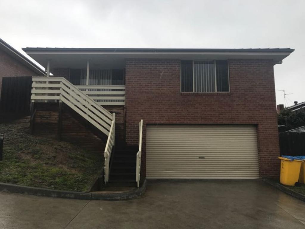 10/31 JUMBUNNA RD, KORUMBURRA, VIC 3950