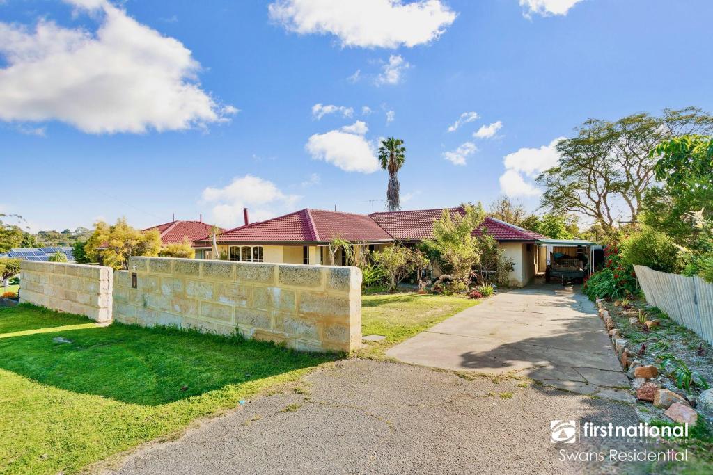 36 Abbott Way, Swan View, WA 6056