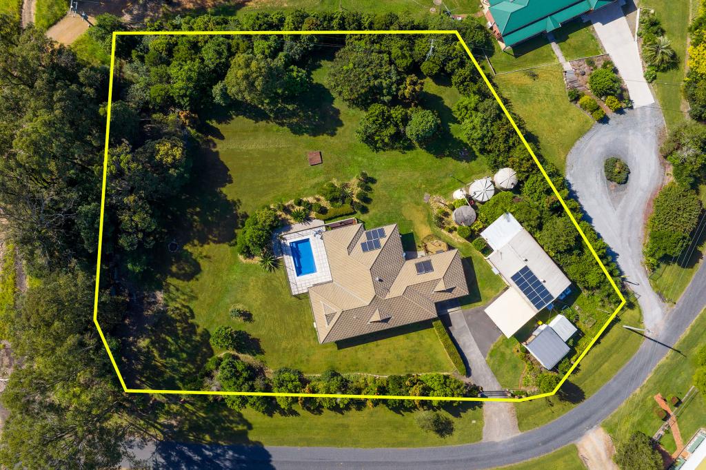 21 Arlington Rd, Victory Heights, QLD 4570
