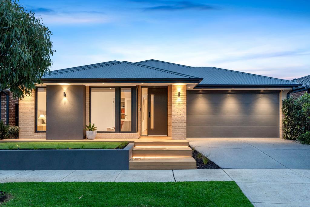 42 Gossia Ave, Craigieburn, VIC 3064