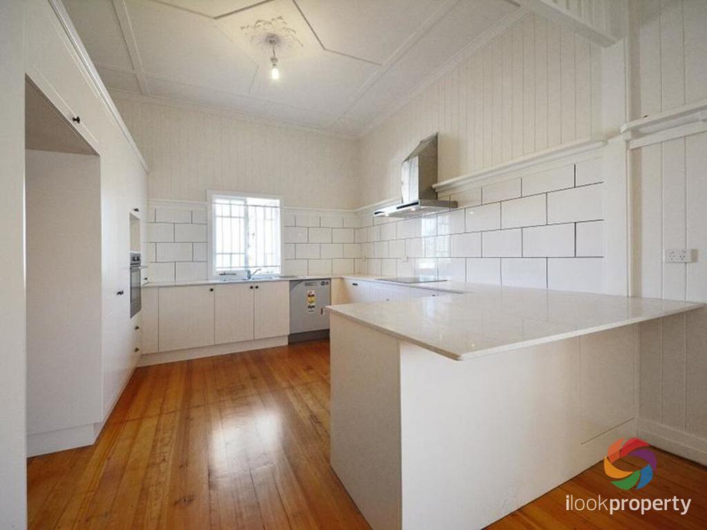 1 Nicholson St, Greenslopes, QLD 4120