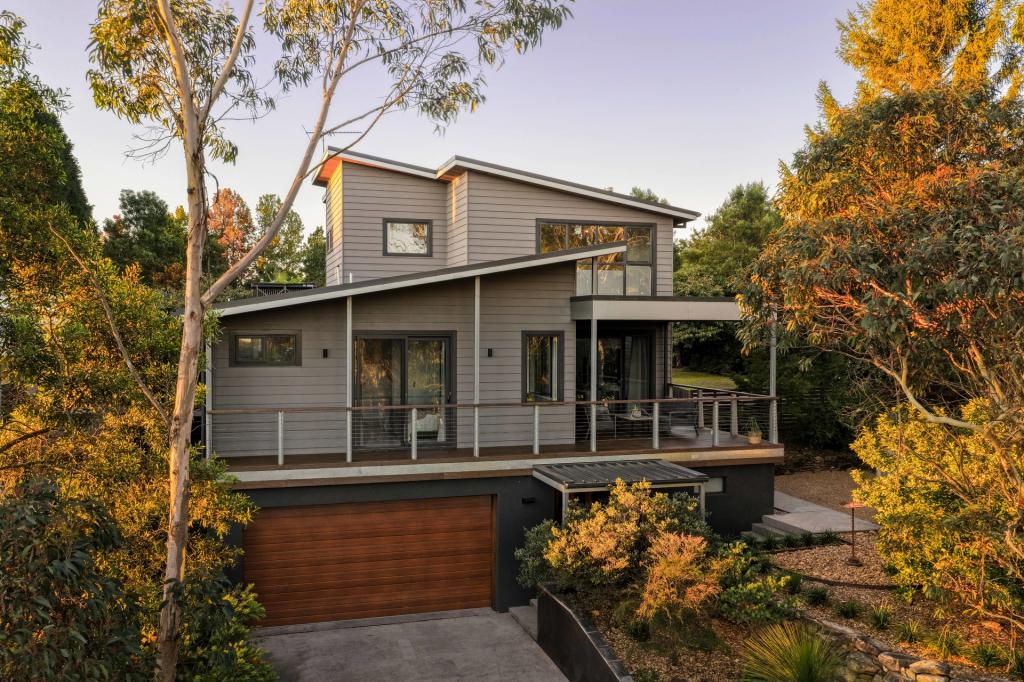 42-44 Hargraves St, Blackheath, NSW 2785