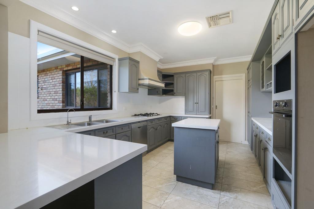 737 Harris Ct, Glenroy, NSW 2640