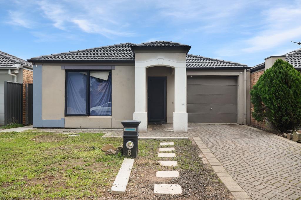 8 Oakwood Cct, Munno Para West, SA 5115