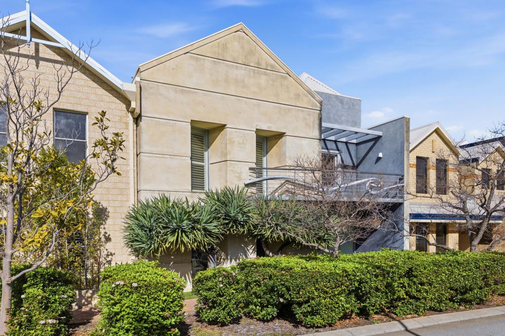 31 Tallow Tree Cres, Subiaco, WA 6008