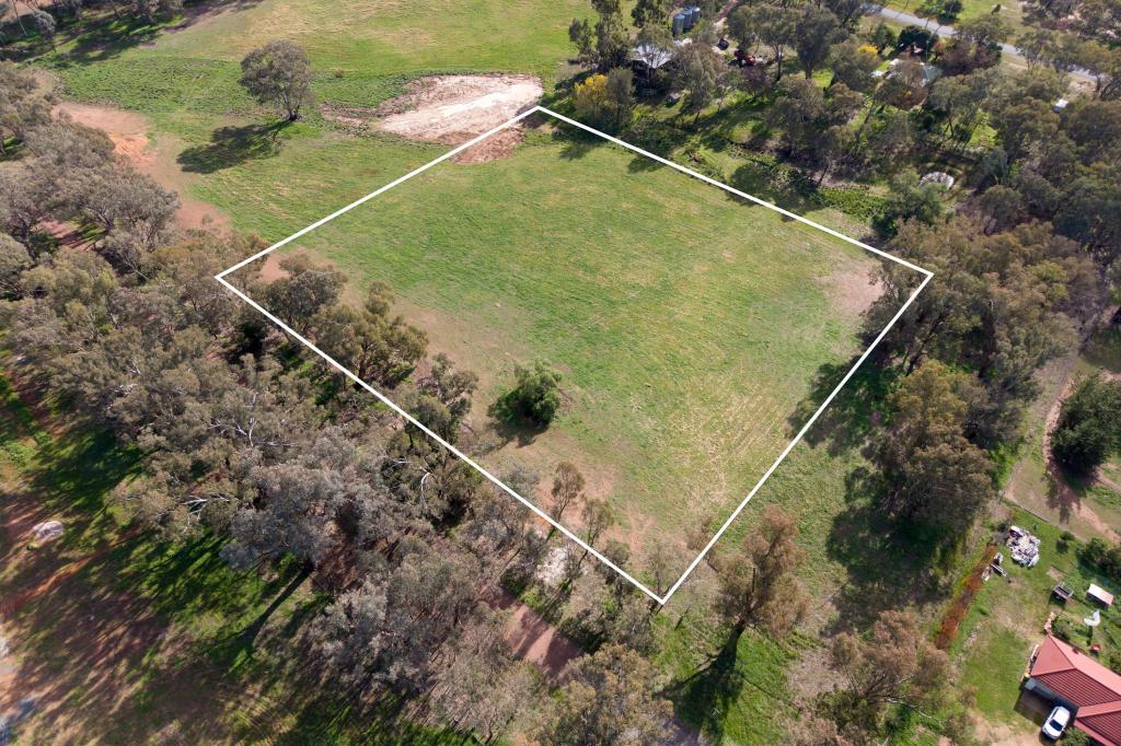 30 Charles St, Gerogery, NSW 2642