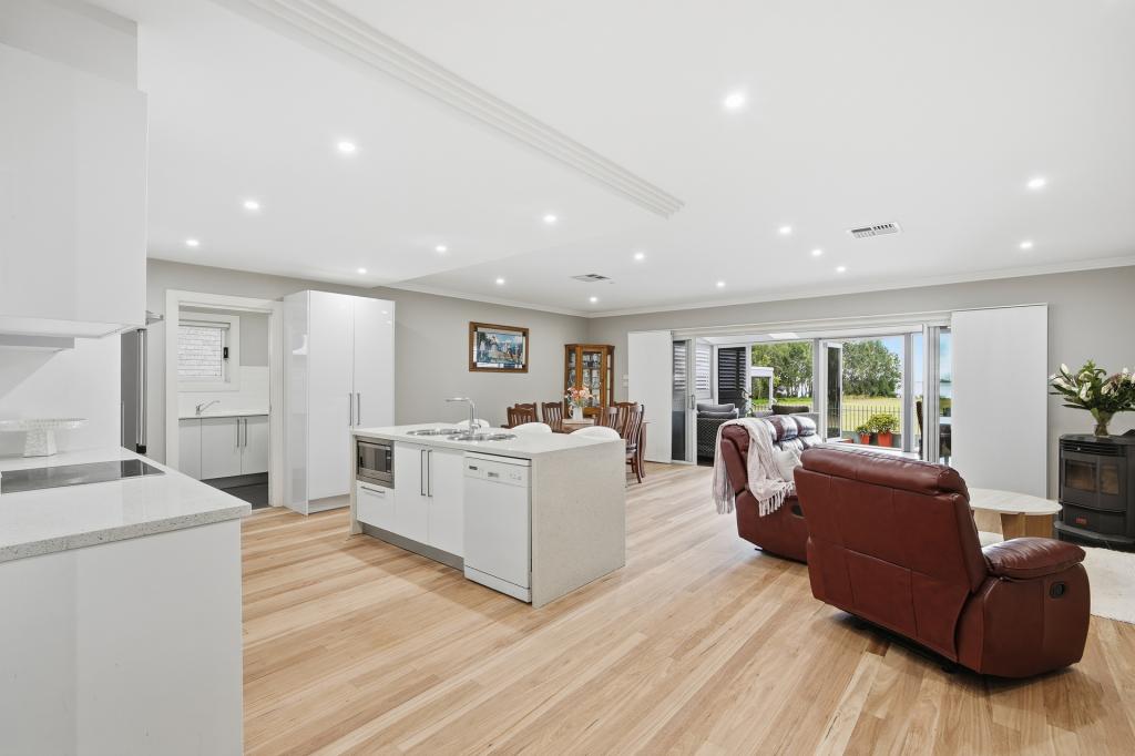 341 Lakedge Ave, Berkeley Vale, NSW 2261