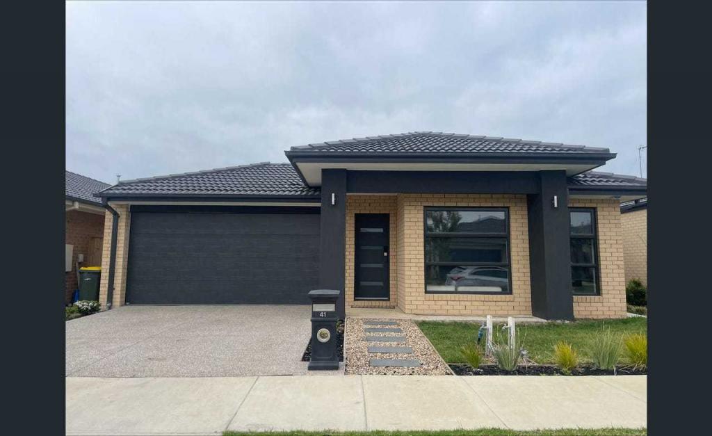 41 Fleurieu Cct, Armstrong Creek, VIC 3217