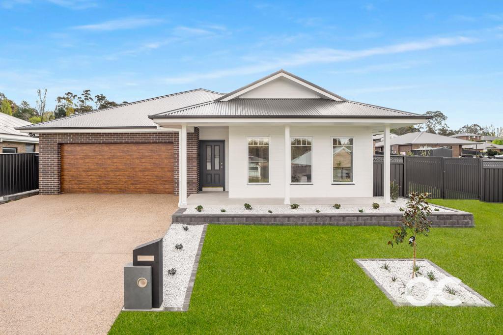 31 Fahy Cres, Orange, NSW 2800