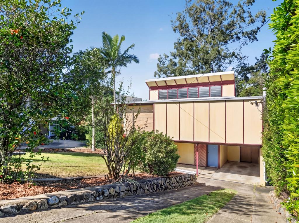 7 Parnoolar Cres, Ferny Hills, QLD 4055