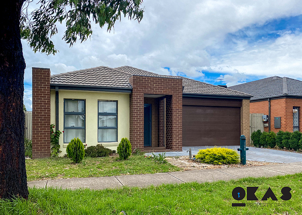 102 Duncombe Park Way, Deer Park, VIC 3023