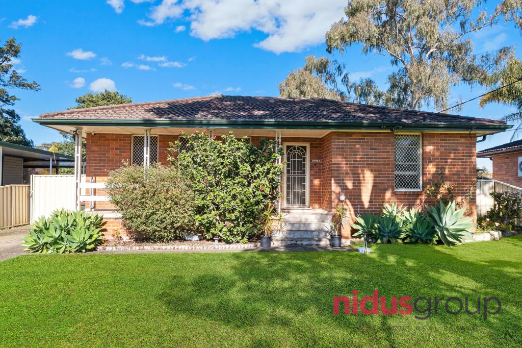 31 Parkes Cres, Blackett, NSW 2770