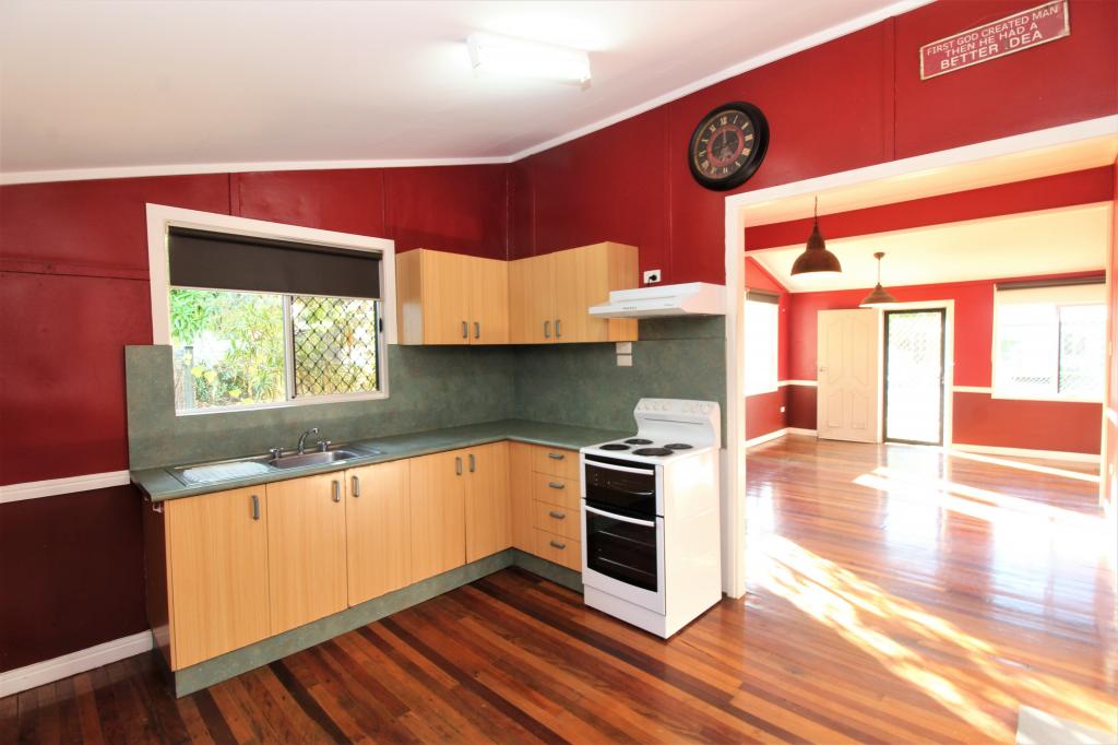 11 Fern St, Parkside, QLD 4825