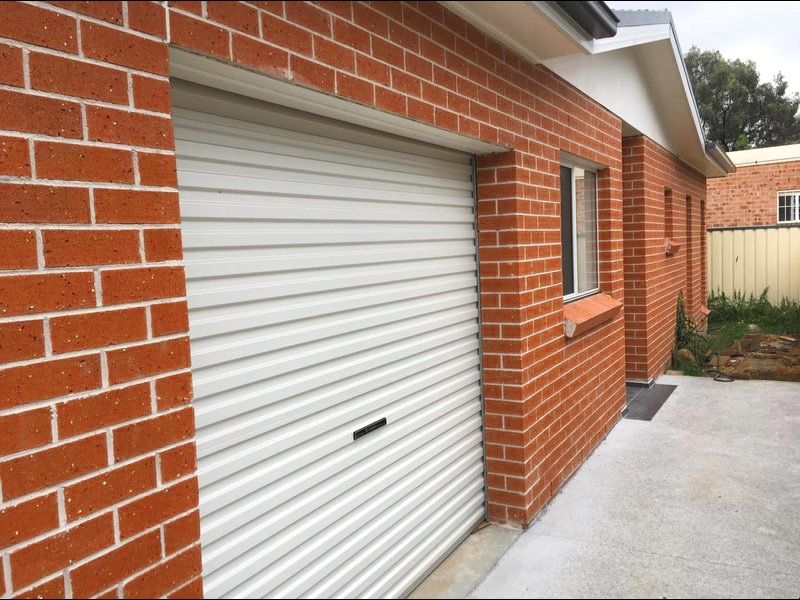 21a Glenroy Cres, St Johns Park, NSW 2176