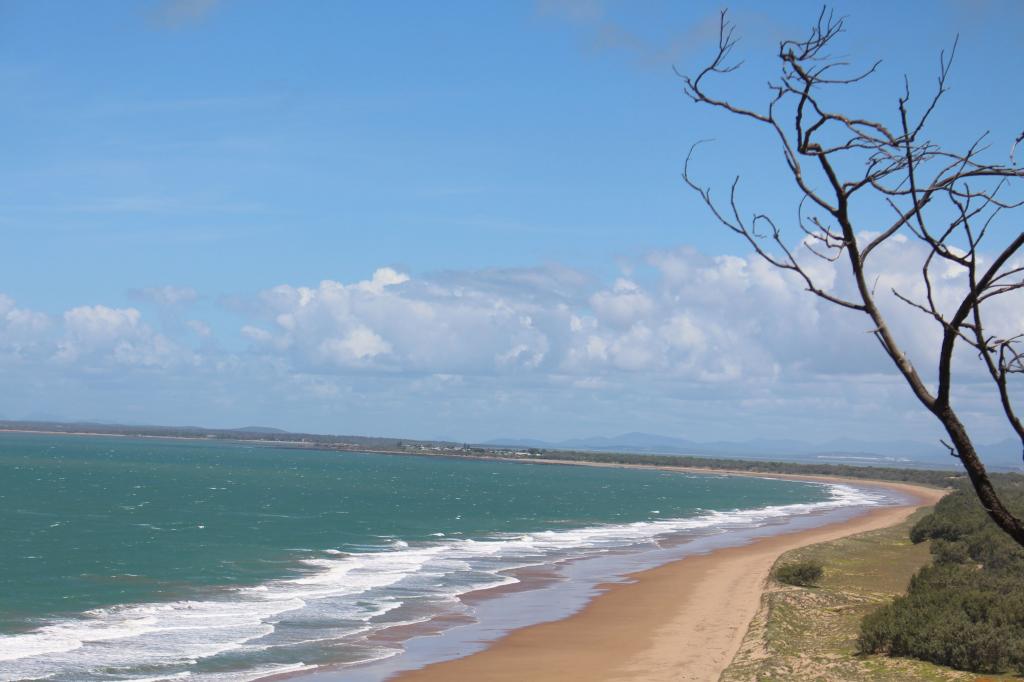 0 CURTIS AVE, BOYNE ISLAND, QLD 4680