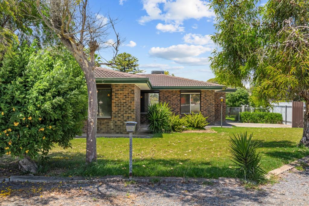 382 States Rd, Morphett Vale, SA 5162