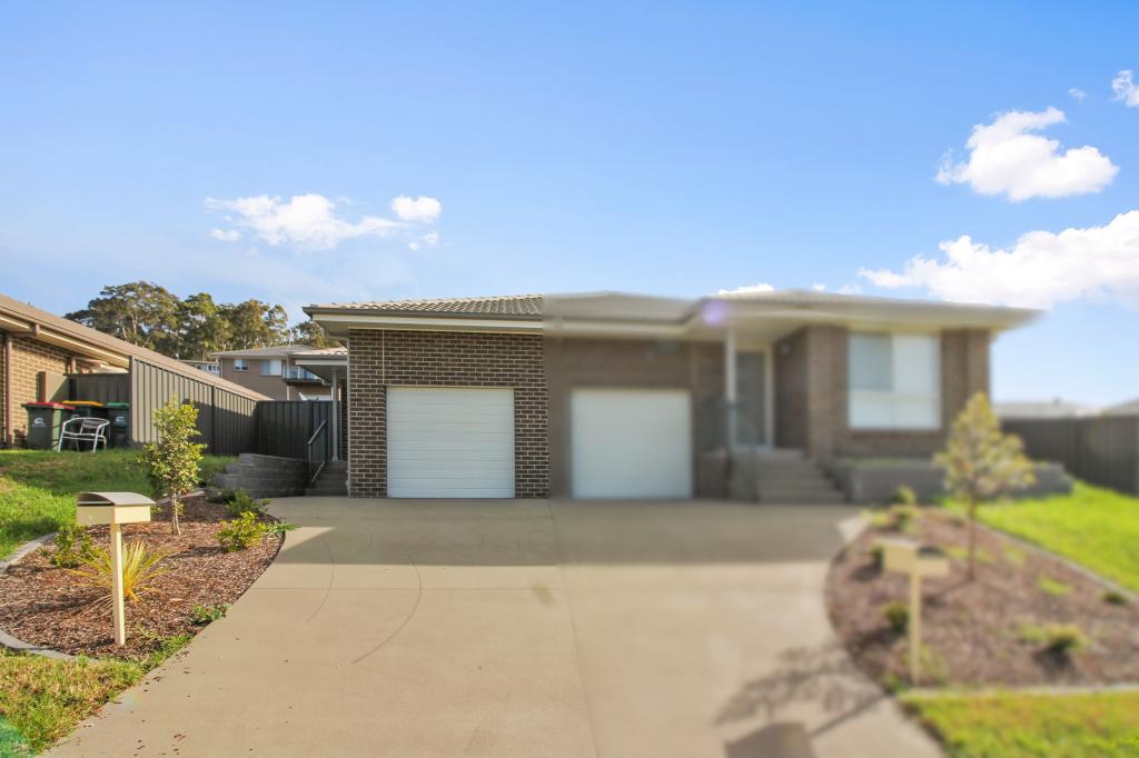 1b Creswell St, Wadalba, NSW 2259