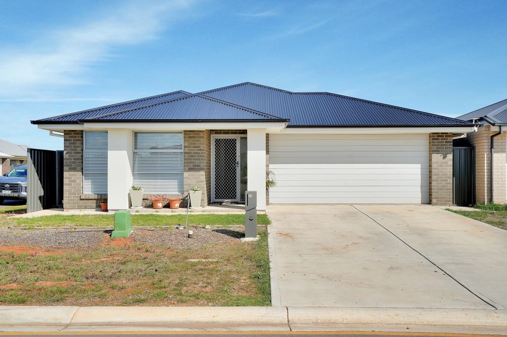 22 Cyclops St, Munno Para, SA 5115