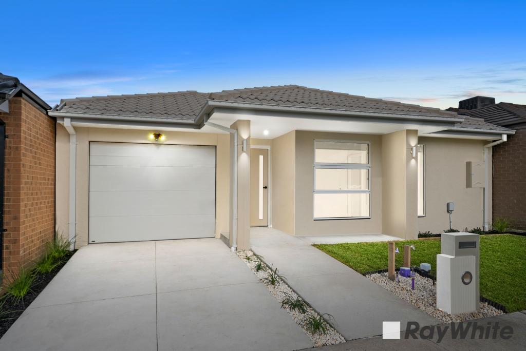 15 Jessfield Tce, Cranbourne East, VIC 3977