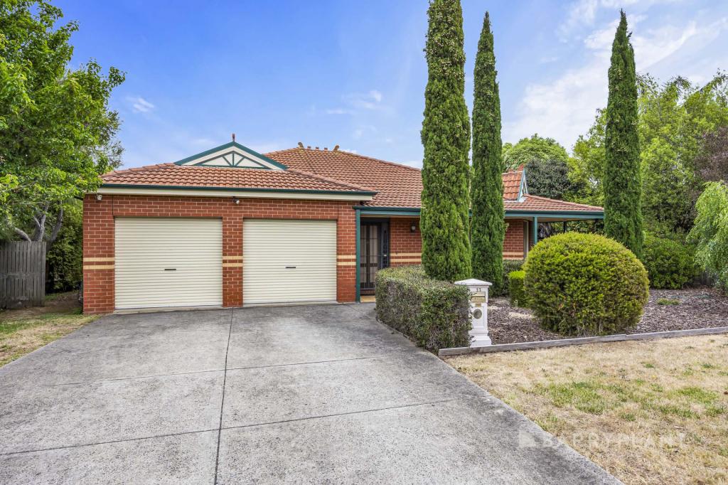 13 Robertson Dr, Alfredton, VIC 3350