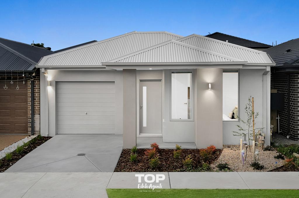 51 Benoit Cct, Clyde North, VIC 3978