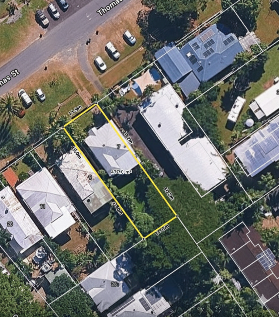 7 Thomas St, Cairns North, QLD 4870