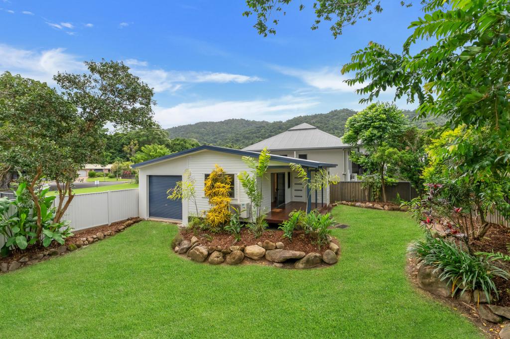 2/118 Woodward St, Edge Hill, QLD 4870