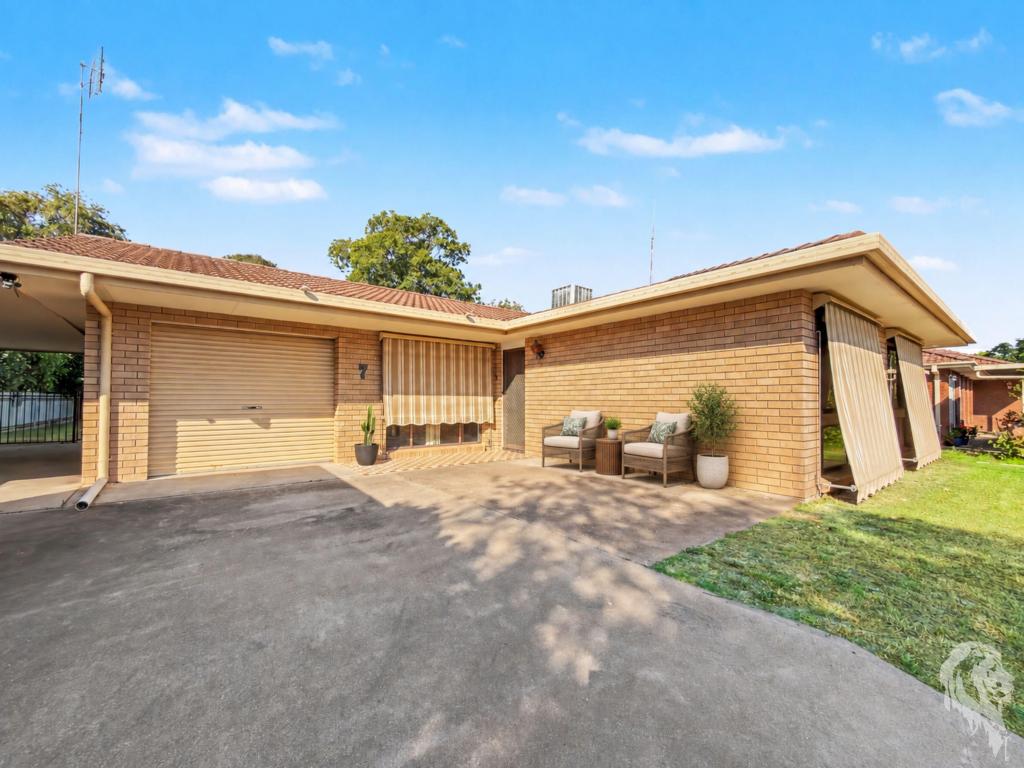 7 CORMIE AVE, WEE WAA, NSW 2388