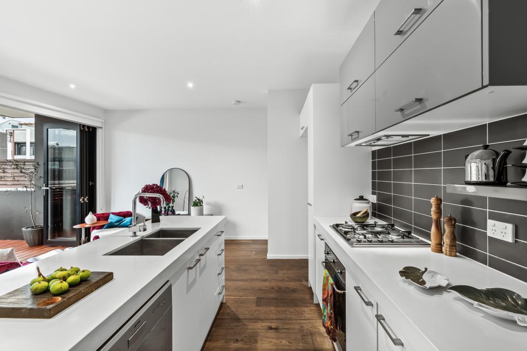 2/55 Gadd St, Northcote, VIC 3070