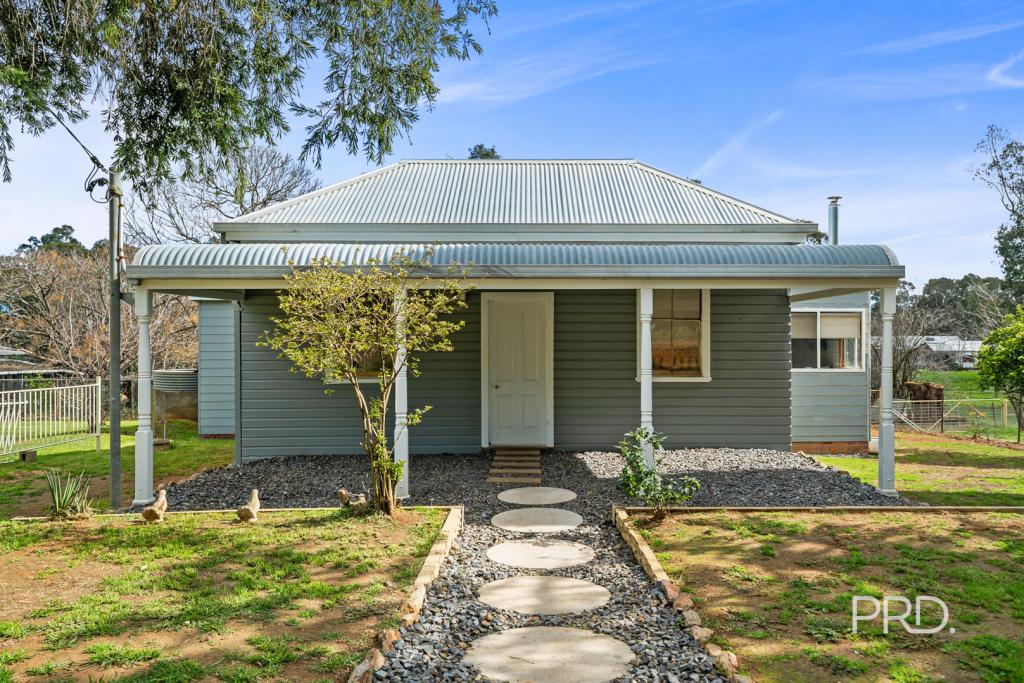 8885 Tumbarumba Rd, Ladysmith, NSW 2652