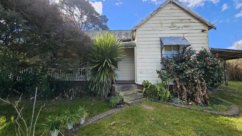 81 Parkes Rd, Moss Vale, NSW 2577