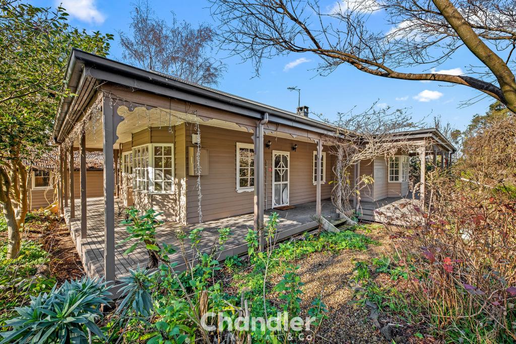 2 Bayview Ave, Upwey, VIC 3158