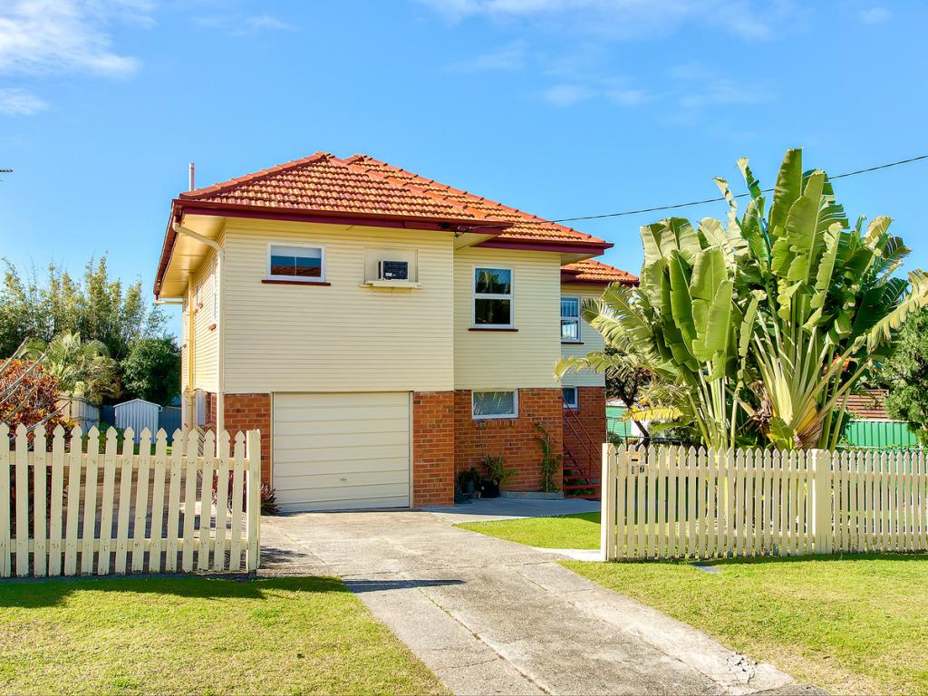 17 Yiada St, Kedron, QLD 4031