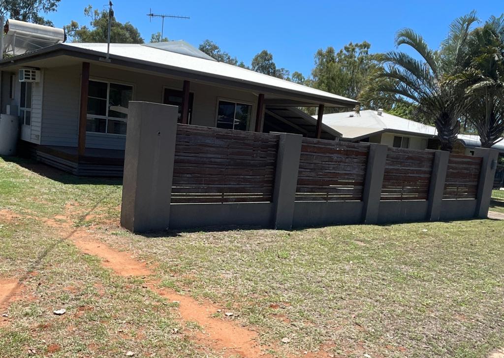 43 FOREST DR, MORANBAH, QLD 4744