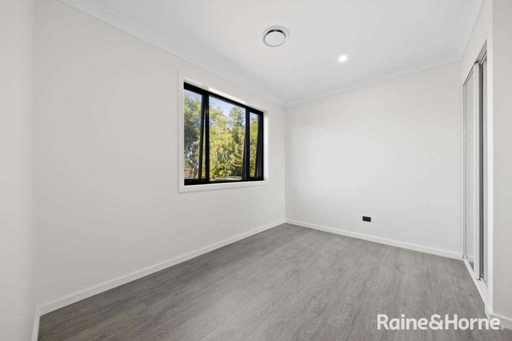14b Turquoise Pl, Eagle Vale, NSW 2558