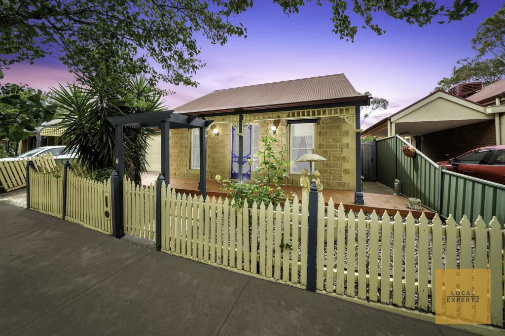 7 Kyneton Lane, Caroline Springs, VIC 3023