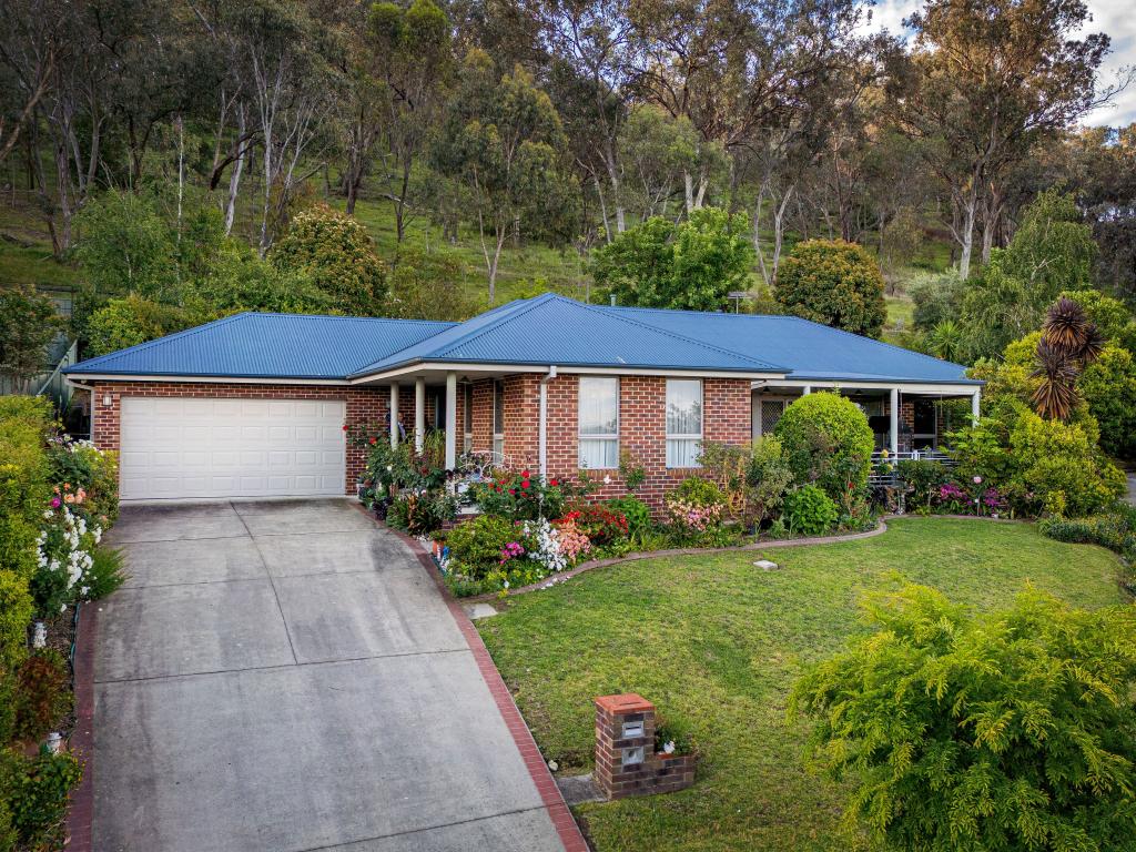 5 Blair Ct, Glenroy, NSW 2640