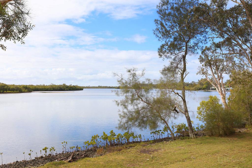 25 The Estuary, Coombabah, QLD 4216
