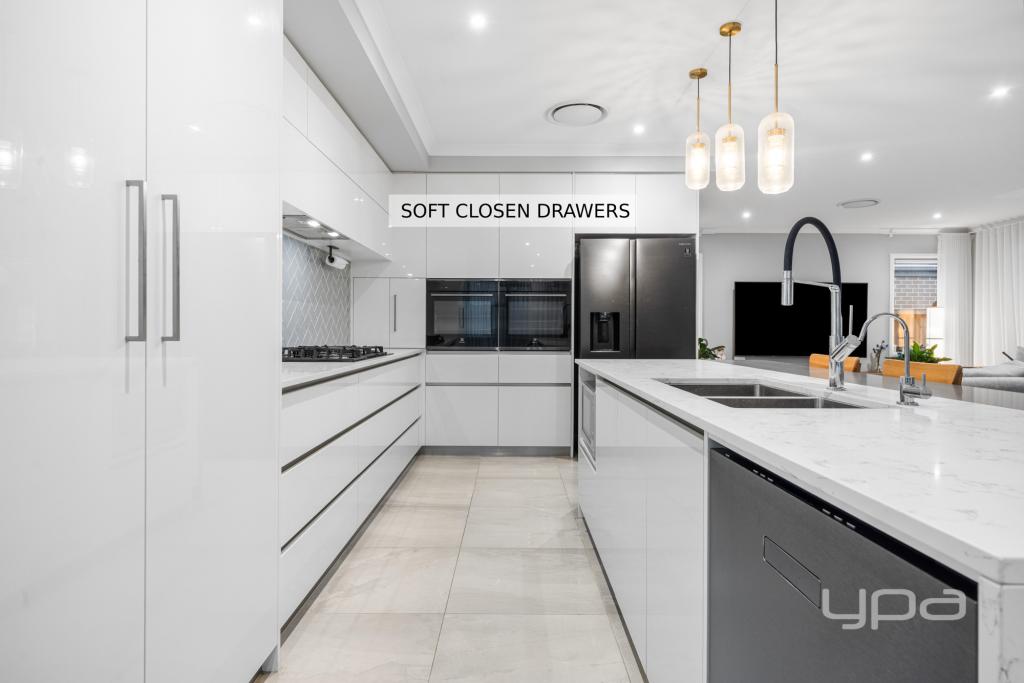 341 Saltwater Prom, Point Cook, VIC 3030