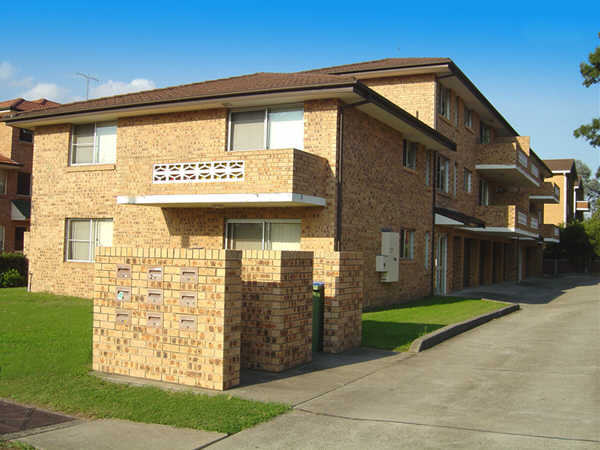 8/16 Bringelly Rd, Kingswood, NSW 2747