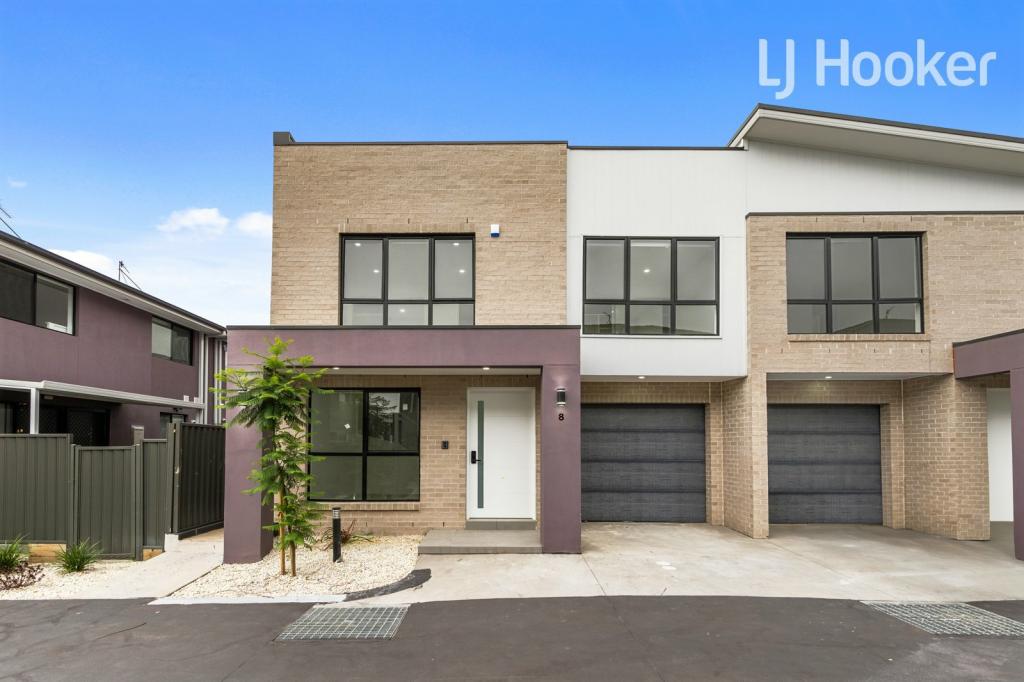 8 HISSEY GLD, TALLAWONG, NSW 2762