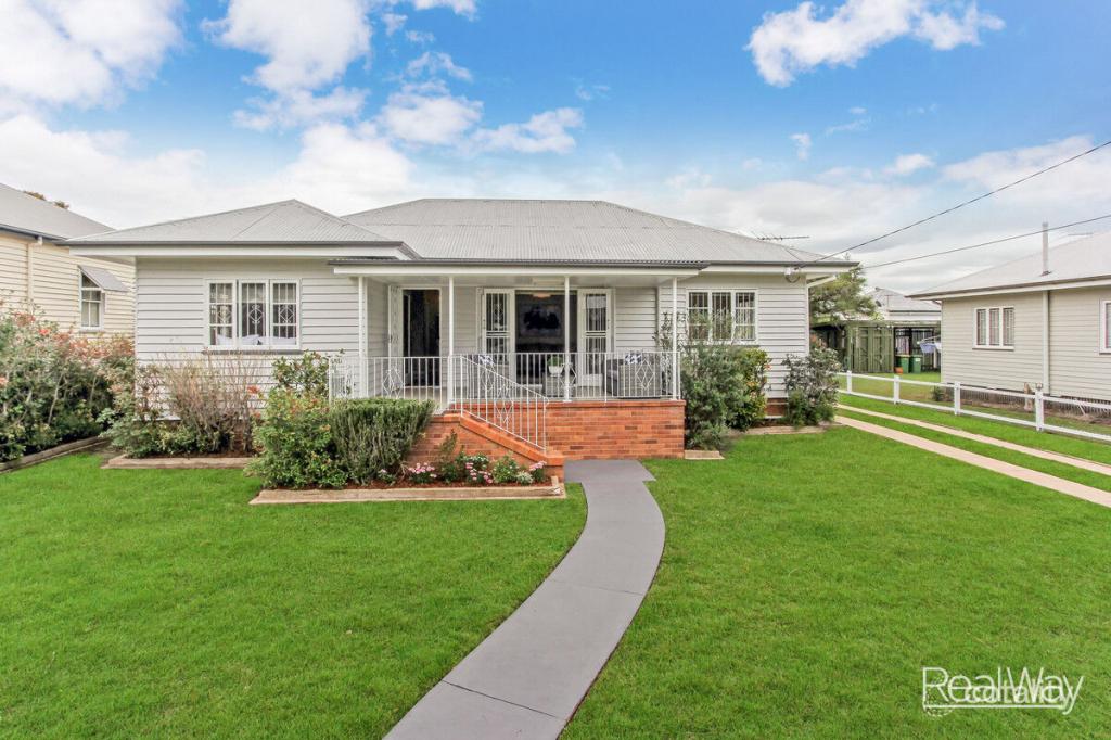 12 Booval St, Booval, QLD 4304