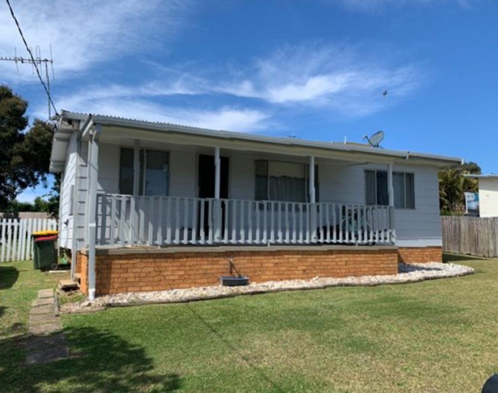 2 Sheppard St, Old Bar, NSW 2430