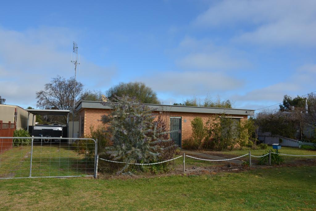 19 Flynn St, Berrigan, NSW 2712